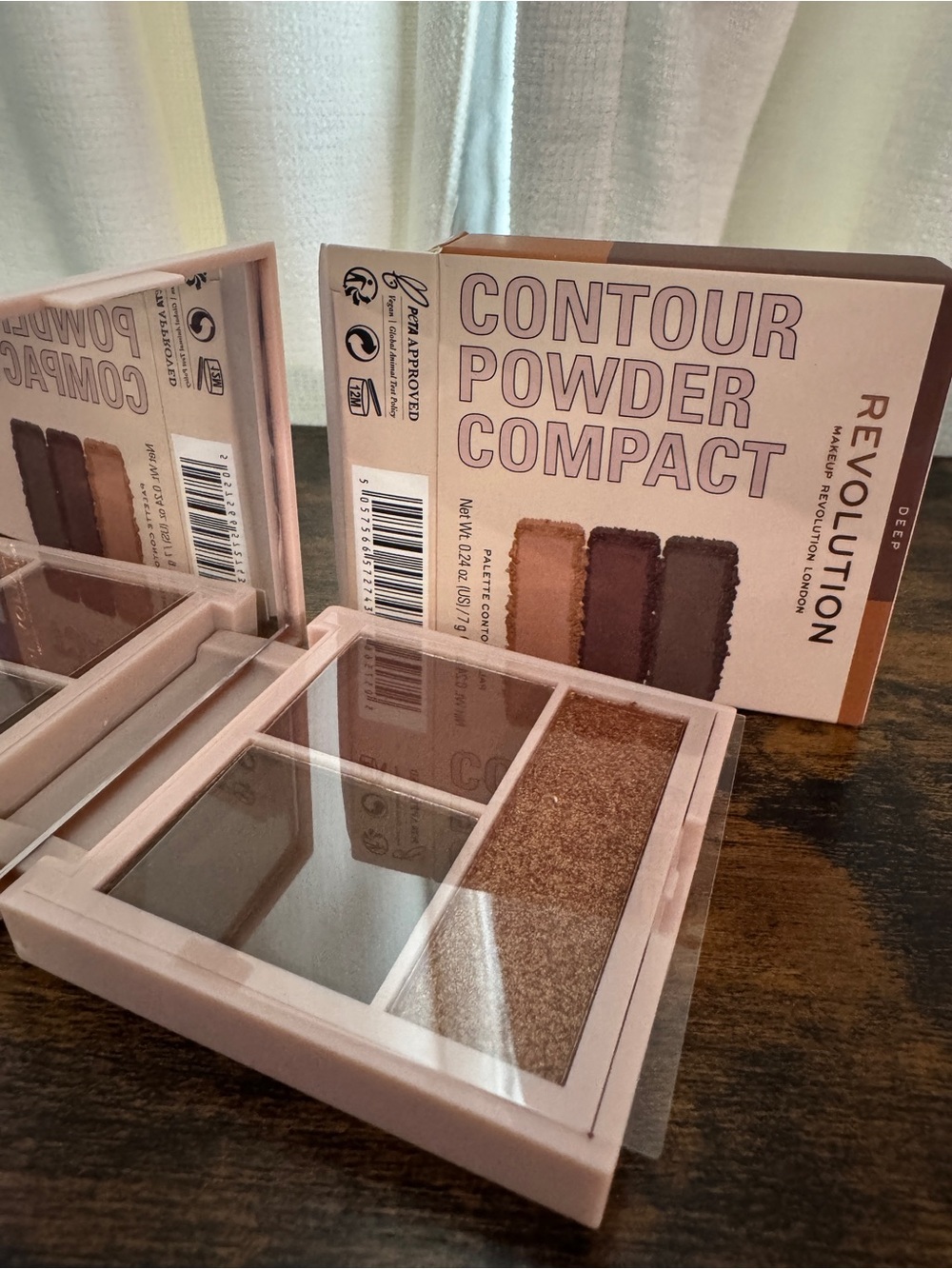 Revolution Deep Contour Powder Compact New In Box - Picture 5 of 5